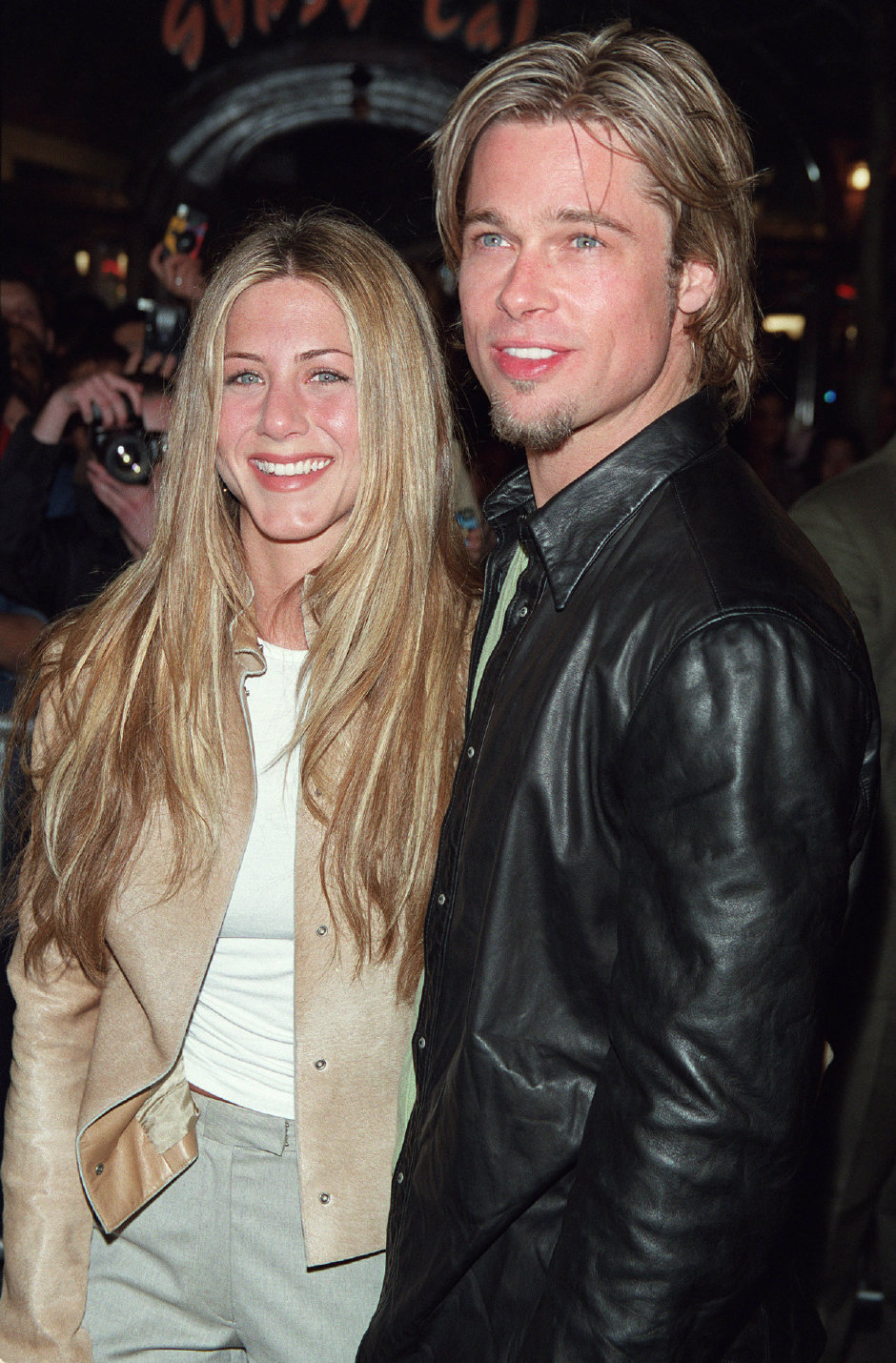 Geçmişten Bugüne Brad Pitt'in 12 Efsane Saç Modeli