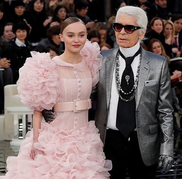 Modanın Einstein’ı Karl Lagerfeld ve İkonik Stili