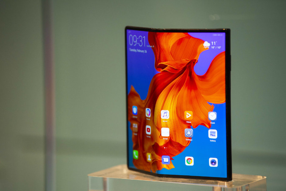 Yakın Bakış: 2019'un Mobil Trendi 'Foldable'