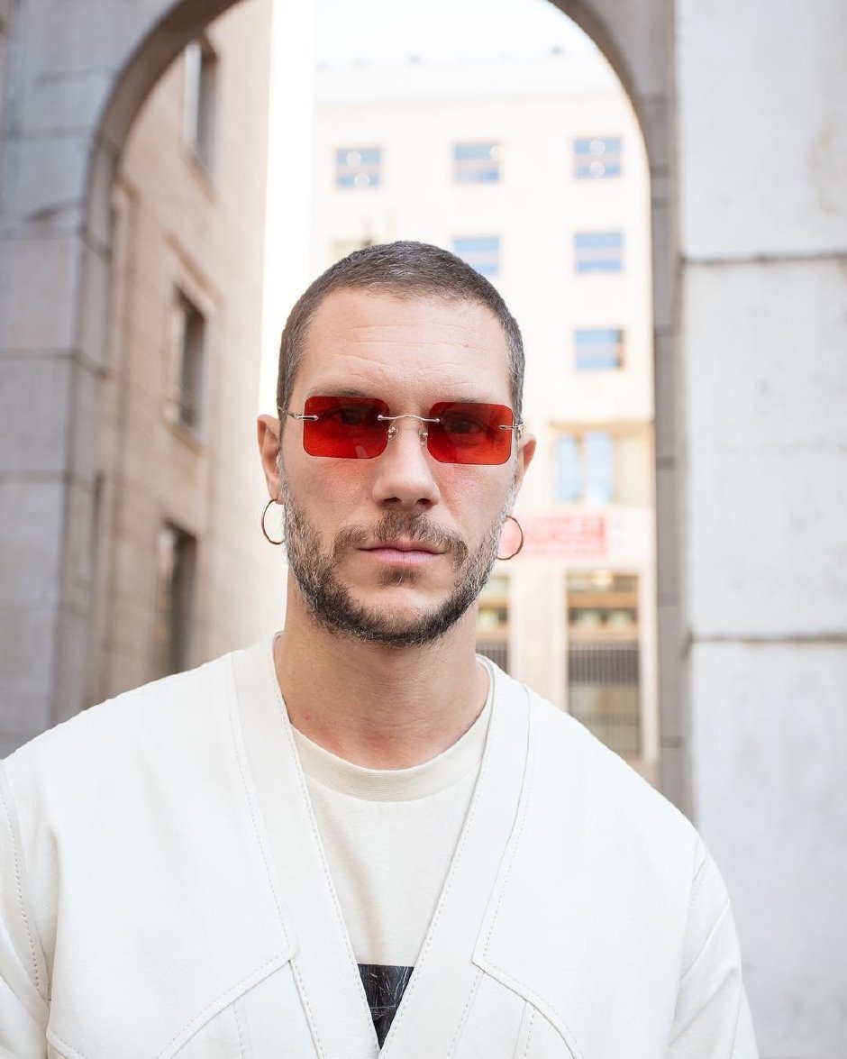 GQ X KING: Kırmızı Rengin Etkileri