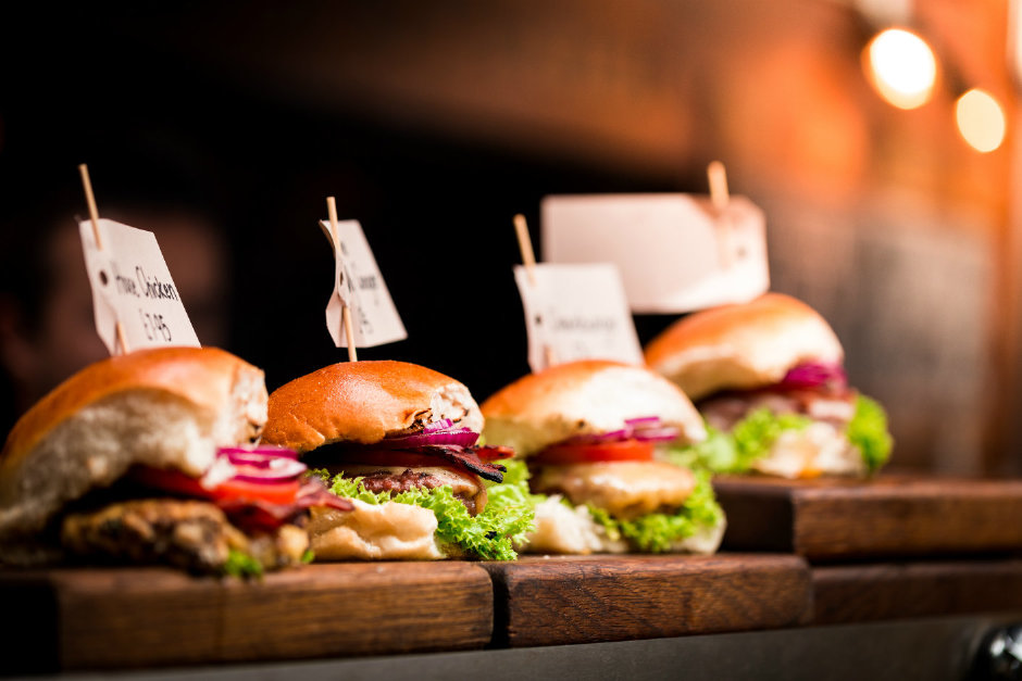 GQ X KING: Seçtiğin Bira Senin Hakkında Ne Diyor? GQ X KING: Seçtiğin Bira Senin Hakkında Ne Diyor?