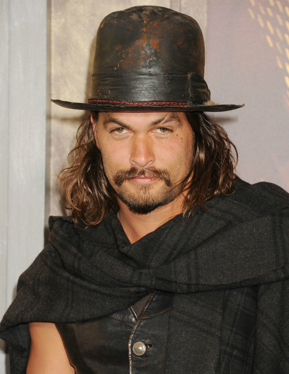 Jason Momoa 7 Yıl Sonra Sakalına Veda Etti