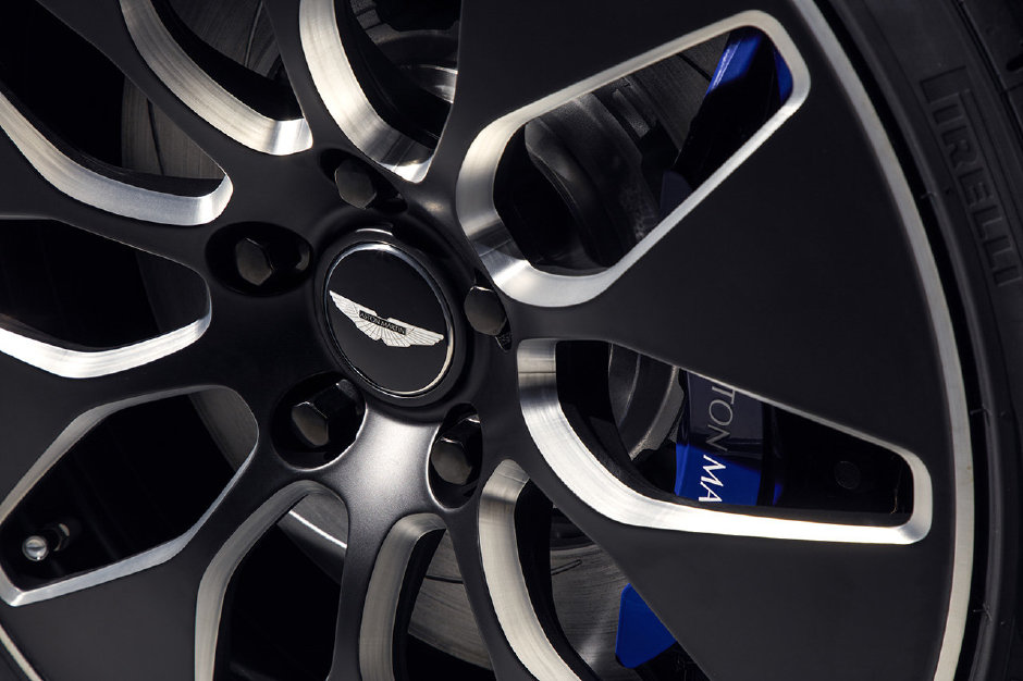 Aston Martin Elektrikli Modellerden Vazgeçmiyor