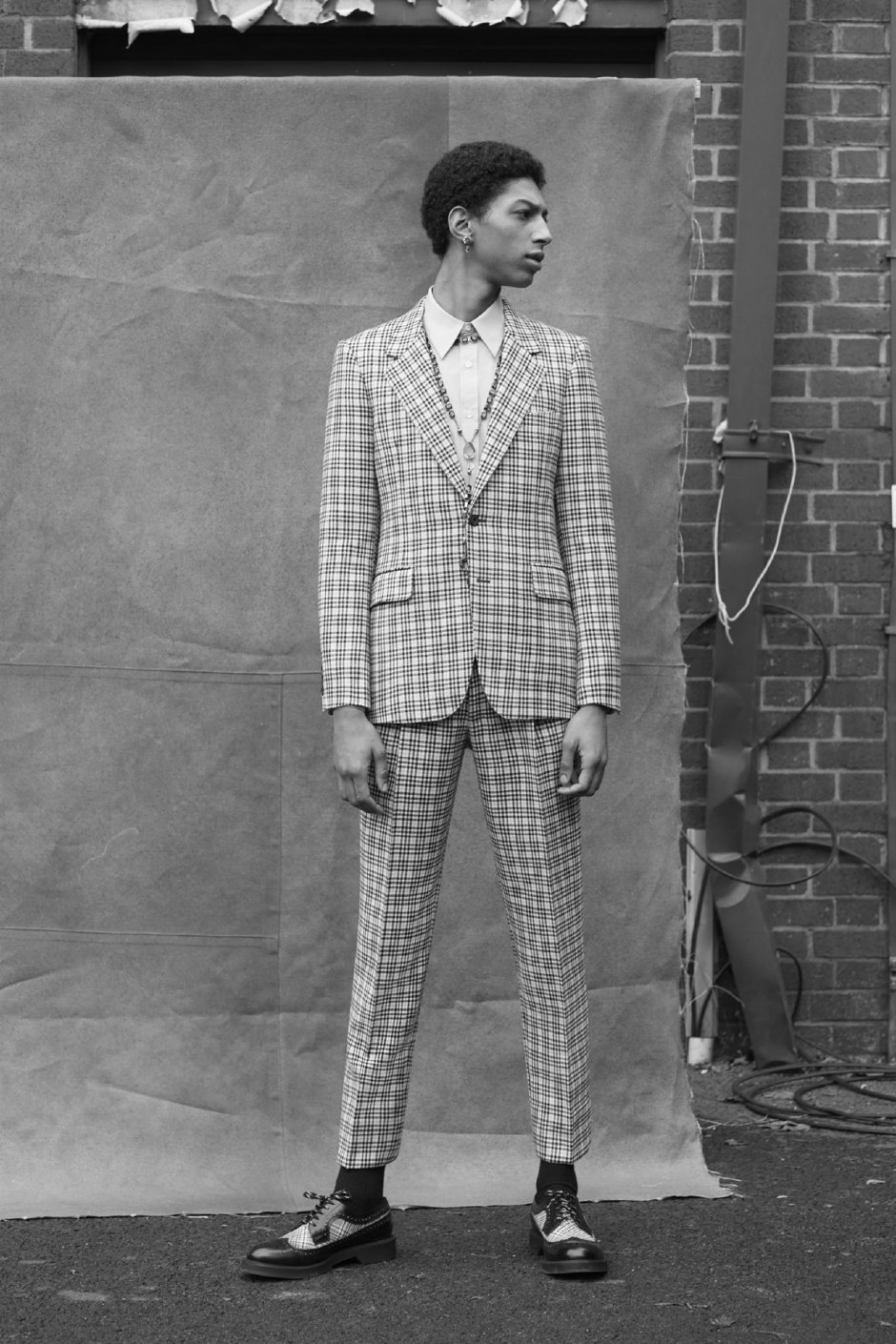 Alexander McQueen’in Sonbahar/Kış 2019 Koleksiyonuna İlk Bakış