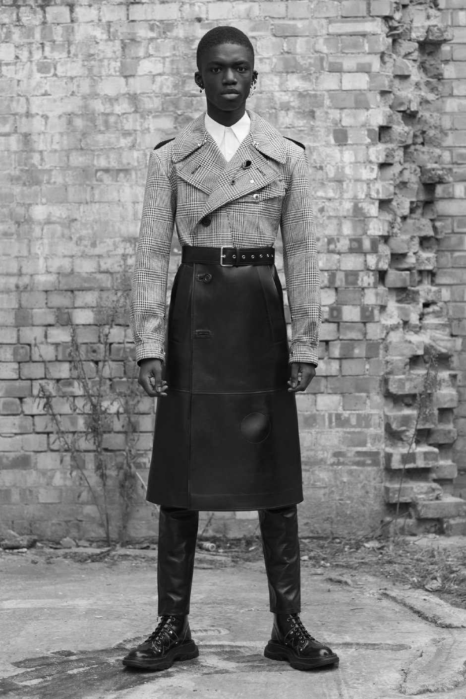 Alexander McQueen’in Sonbahar/Kış 2019 Koleksiyonuna İlk Bakış