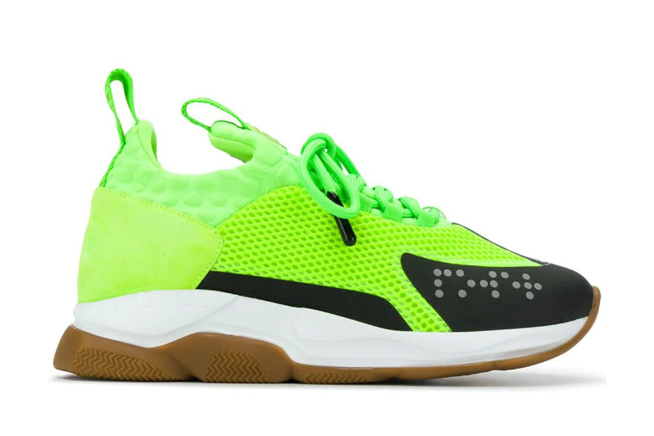 Yeni Sezonun Neon Yeşile Cesaret Veren 25 Sneaker'ı