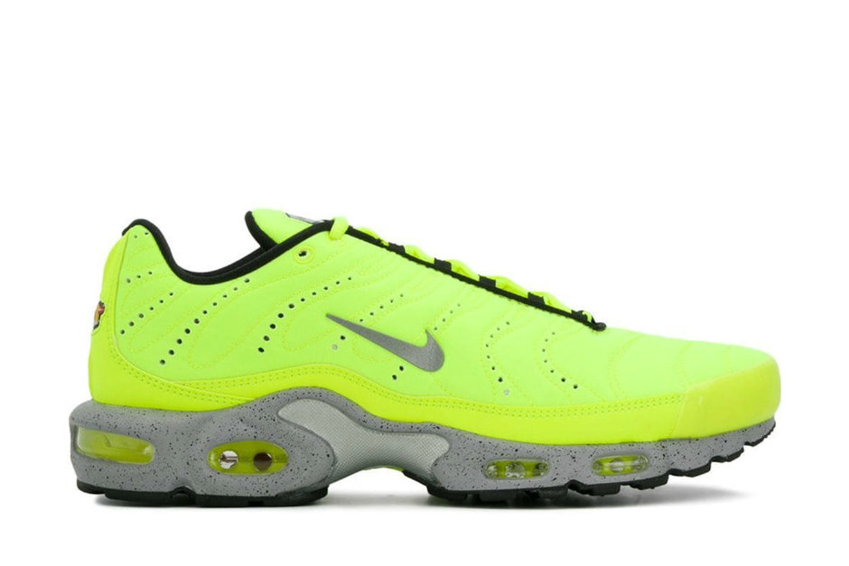 Yeni Sezonun Neon Yeşile Cesaret Veren 25 Sneaker'ı