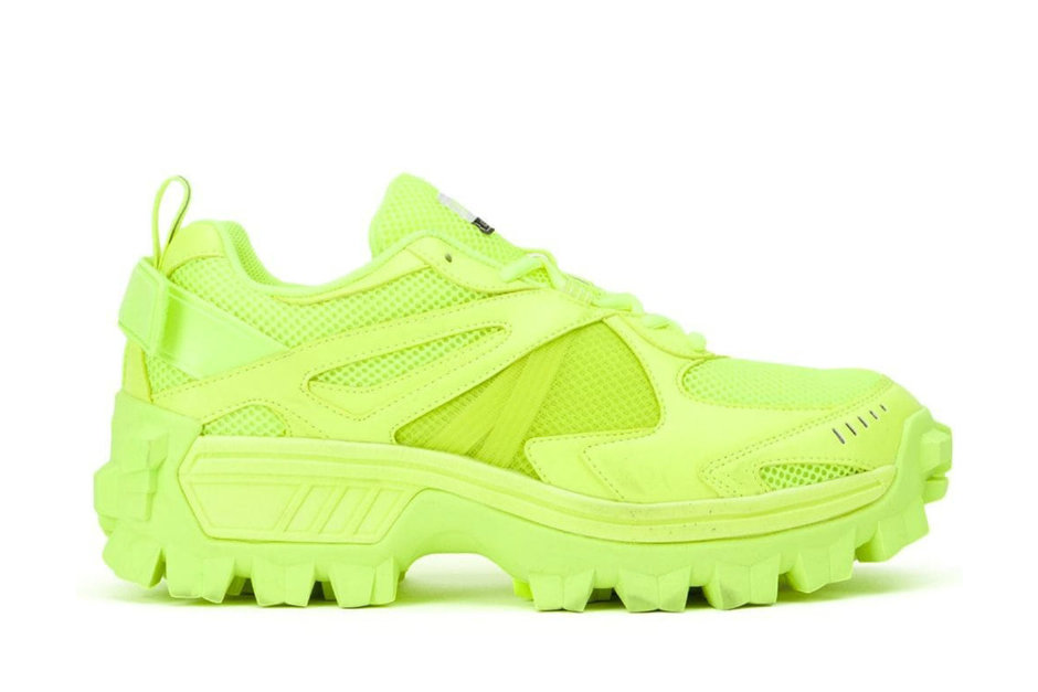 Yeni Sezonun Neon Yeşile Cesaret Veren 25 Sneaker'ı