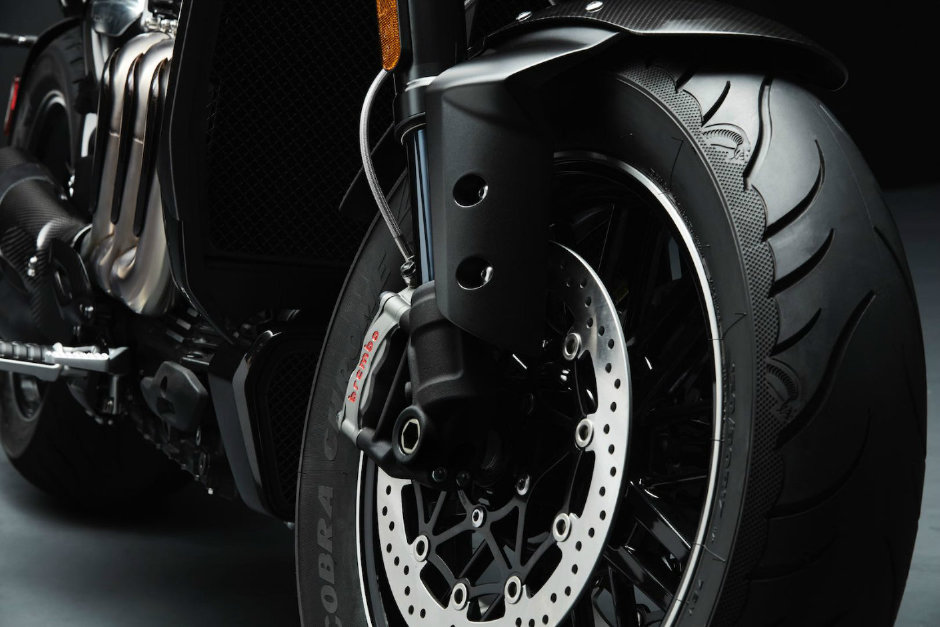 Triumph’un Rocket 3 Tasarımına İlk Bakış