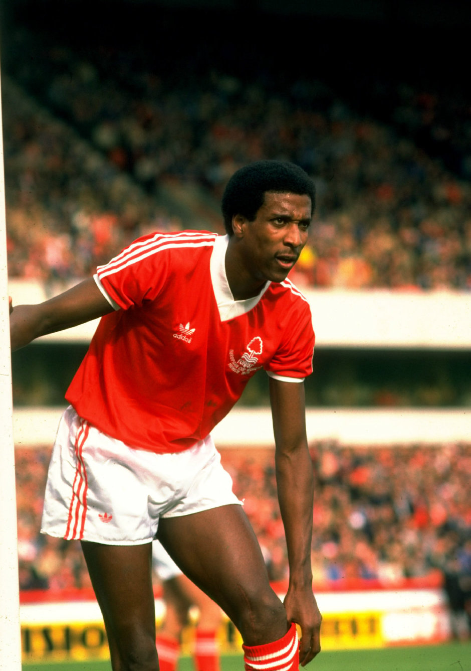 Kırmızıya Gönül Veren Futbol Takımları