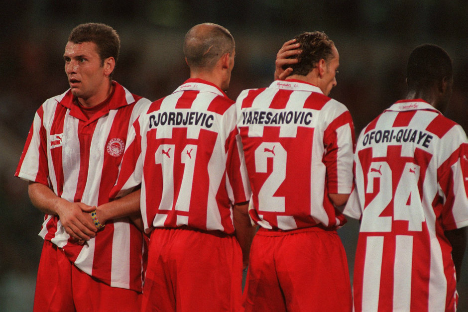 Kırmızıya Gönül Veren Futbol Takımları