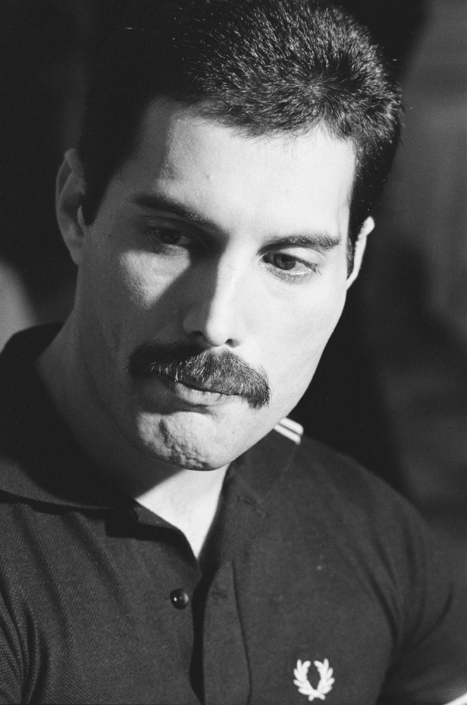 Bradley Cooper ve Son Sürüm Bıyığı