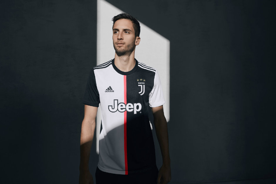 adidas İmzasıyla Juventus’un Yeni Sezon Formaları