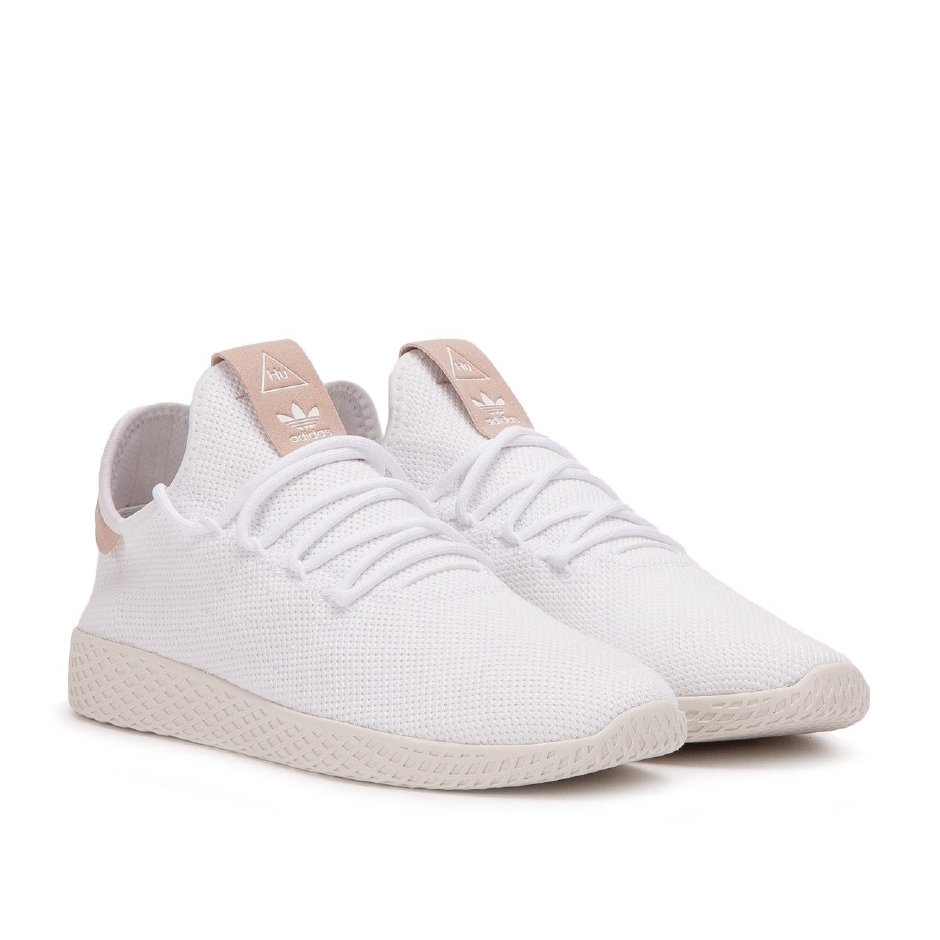 Bu Yazın En İyi 8 Sneaker'ı