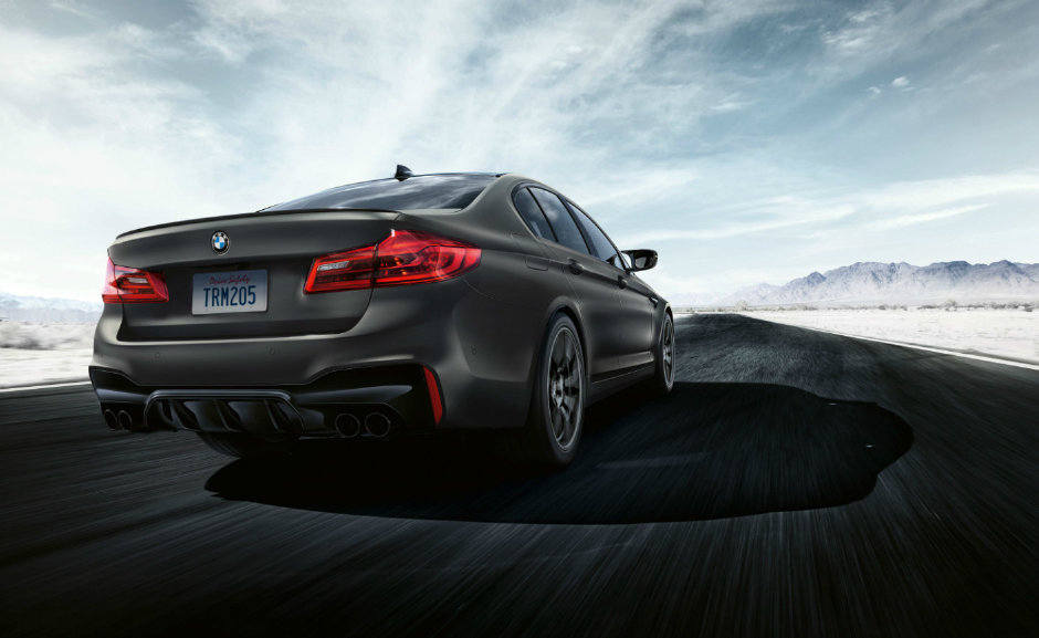 BMW’nin M5 Modeli 35. Yılını Kutluyor