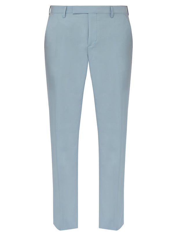 Nicholas Hoult ile Yetmişli Yıllara Dönüyoruz