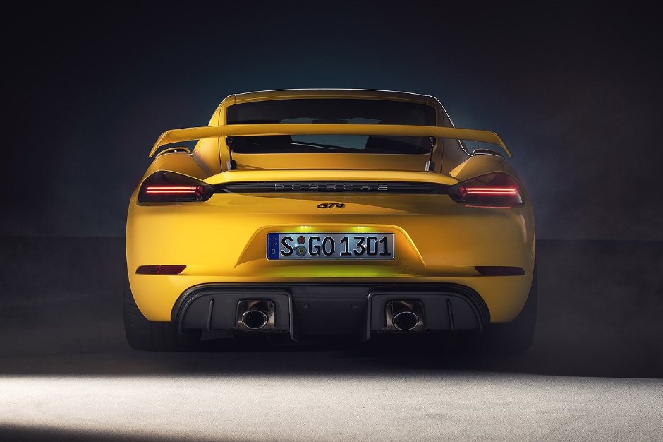 Porsche Yeni Tasarımları Cayman GT4 ve Spider ile Karşımızda