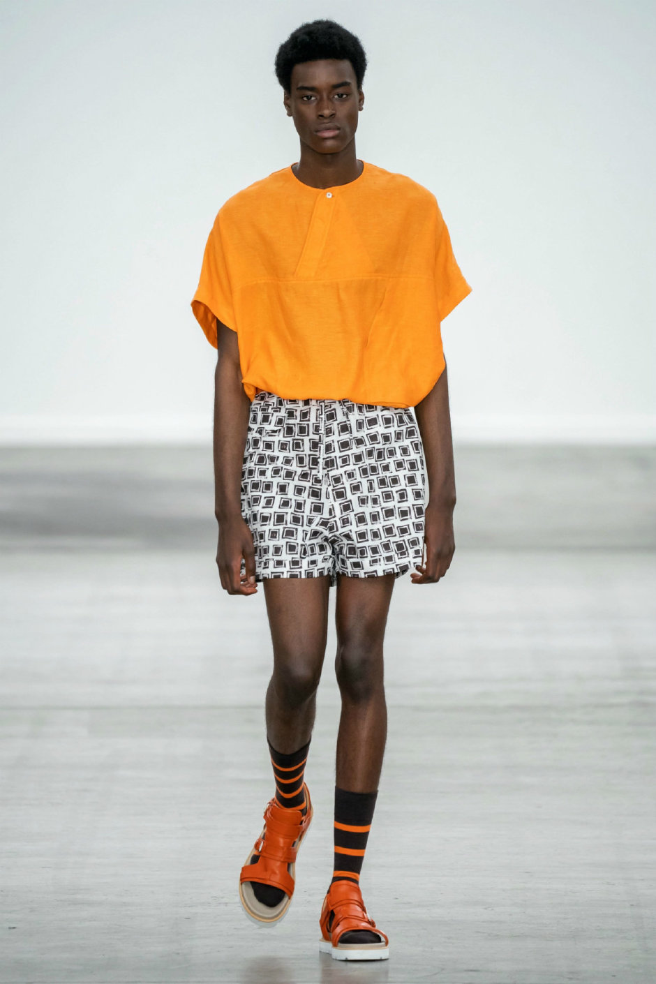 E Tautz İlkbahar/Yaz 2020