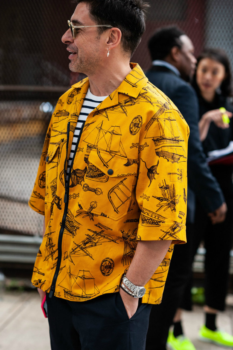 Sezonun Yeni Trendi: Baskılı Gömlekler