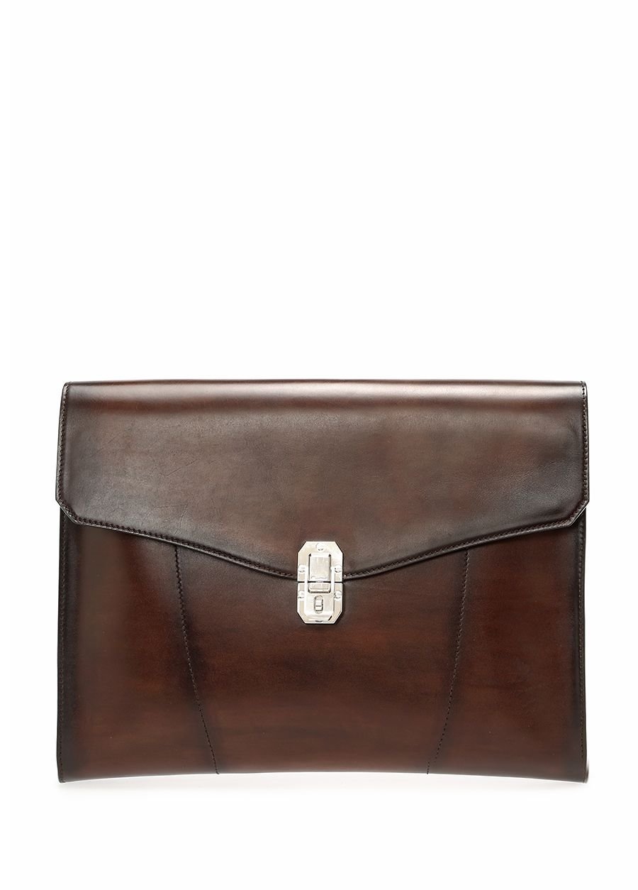 Stilinize Yardımcı Olacak En İyi 10 Aksesuar