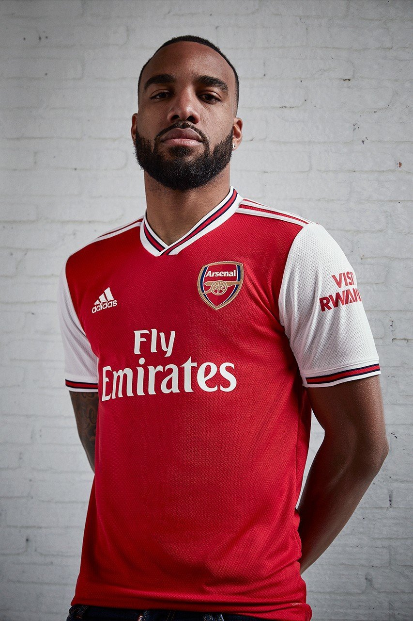Arsenal ve adidas Yeniden Bir Arada