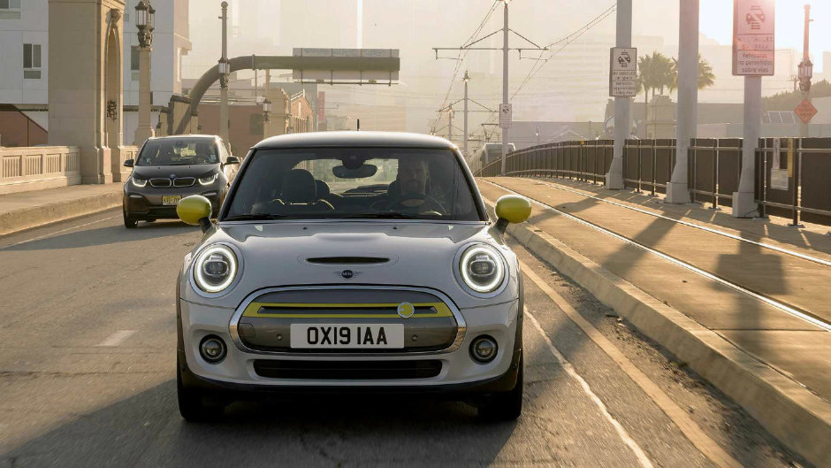 MINI’nin İlk Elektrikli Aracı: Cooper SE