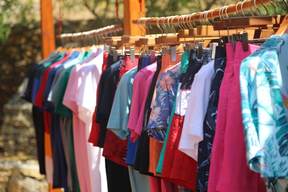 Tommy Hilfiger Sahile İndi