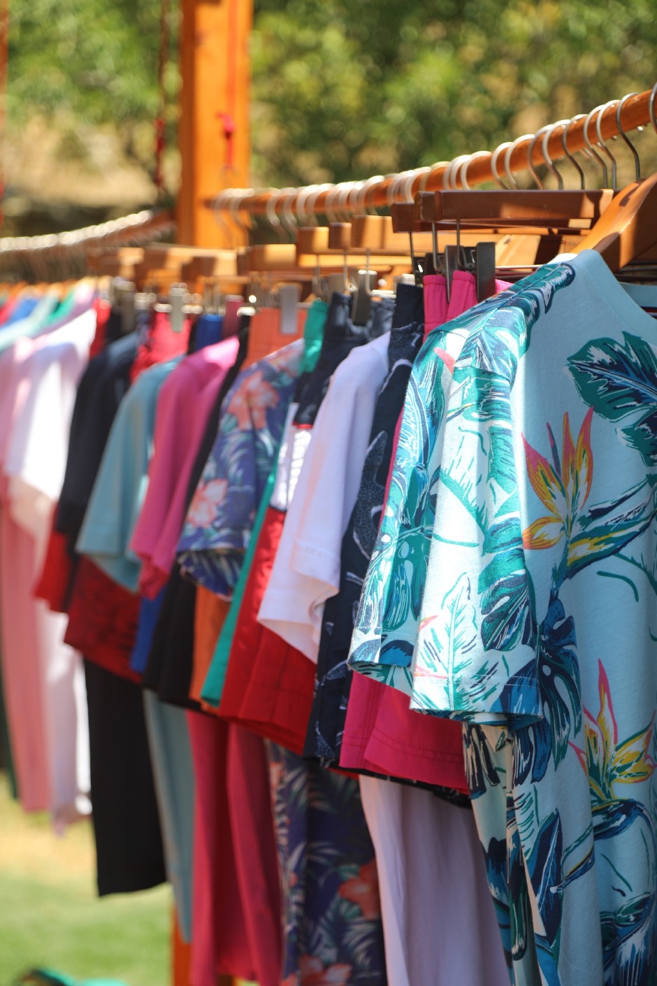 Tommy Hilfiger Sahile İndi