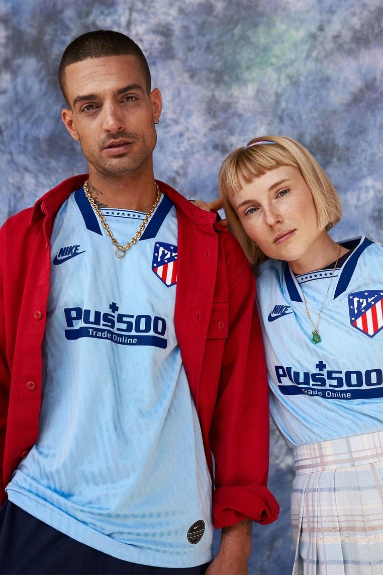 Nike'ın Modayla Buluşan Retro Formaları