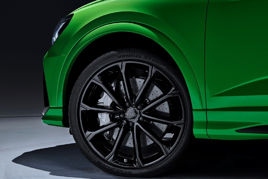 Audi’nin RS Q3 Mini-SUV ve Sportback Modellerini Keşfedin