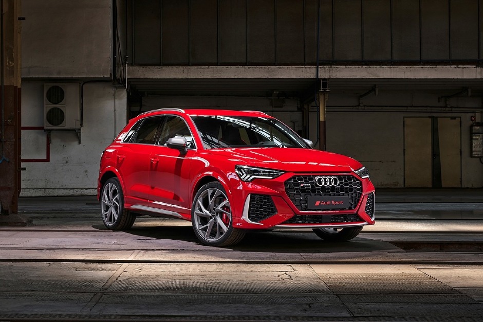 Audi’nin RS Q3 Mini-SUV ve Sportback Modellerini Keşfedin