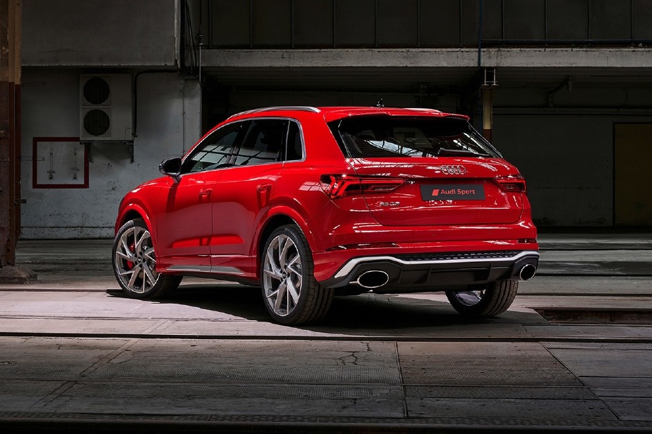 Audi’nin RS Q3 Mini-SUV ve Sportback Modellerini Keşfedin