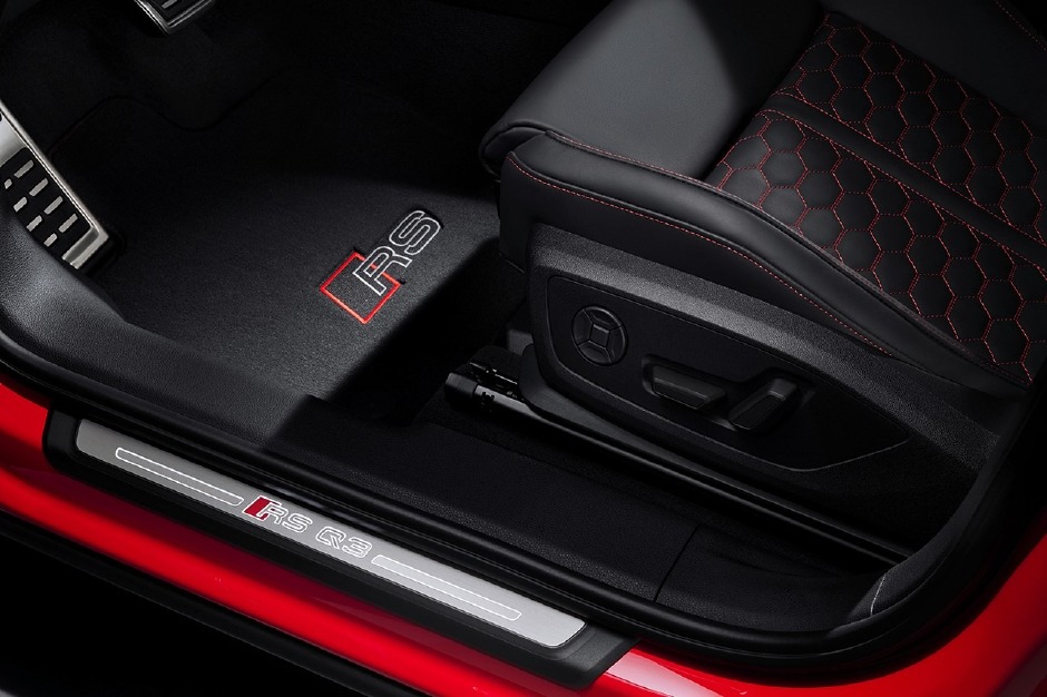 Audi’nin RS Q3 Mini-SUV ve Sportback Modellerini Keşfedin