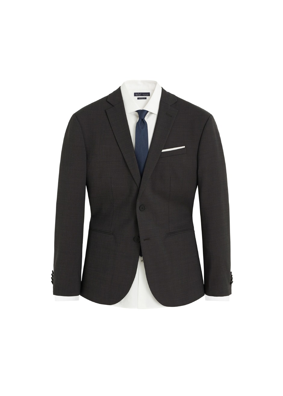 Mango’nun Yeni Travel Suit Tasarımı