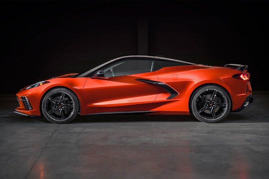 Yeni Chevrolet 2020 Corvette ile Tanışın