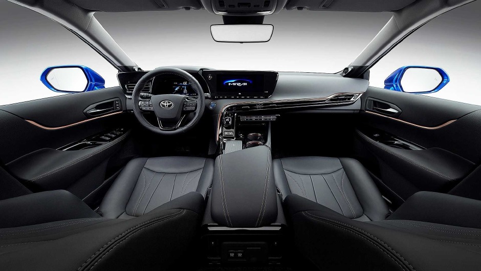 Toyota Mirai Yeni Tasarımıyla Karşımızda