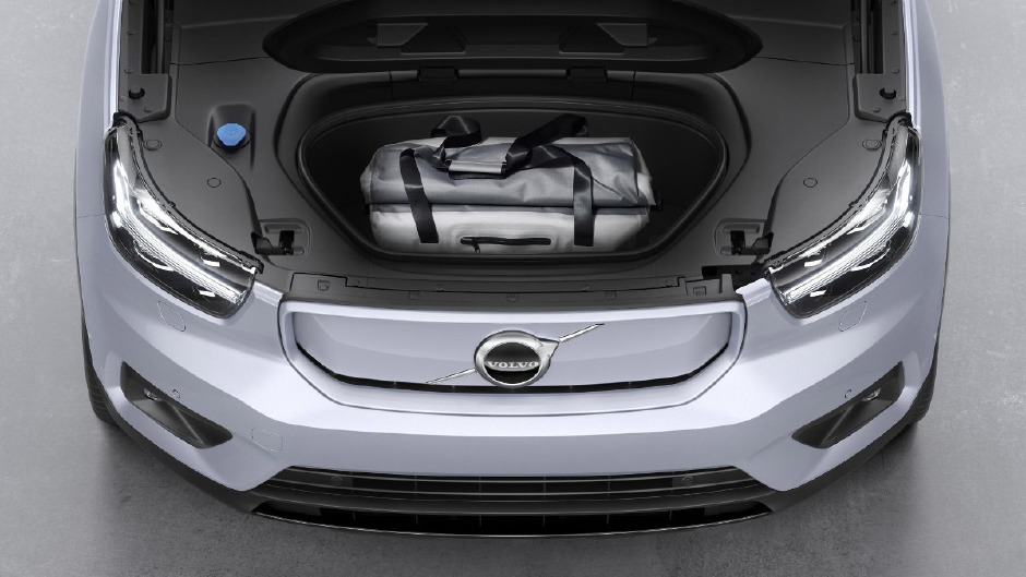 Volvo’nun Yeni Elektrikli Aracı: XC40 Recharge