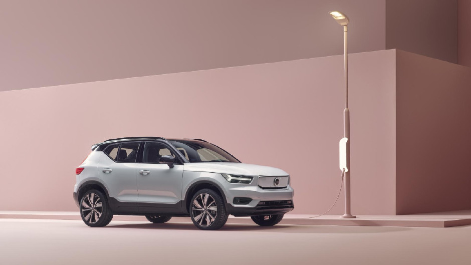 Volvo’nun Yeni Elektrikli Aracı: XC40 Recharge