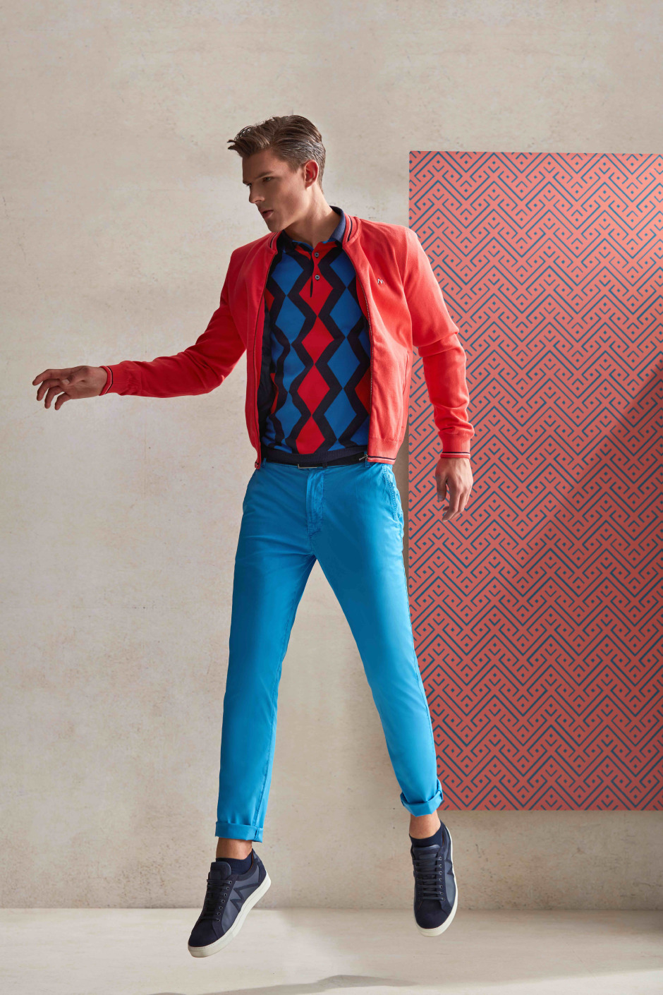 Hemington ile Marakeş'e Doğru Yola Çıkıyoruz Hemington ile Marakeş'e Doğru Yola Çıkıyoruz