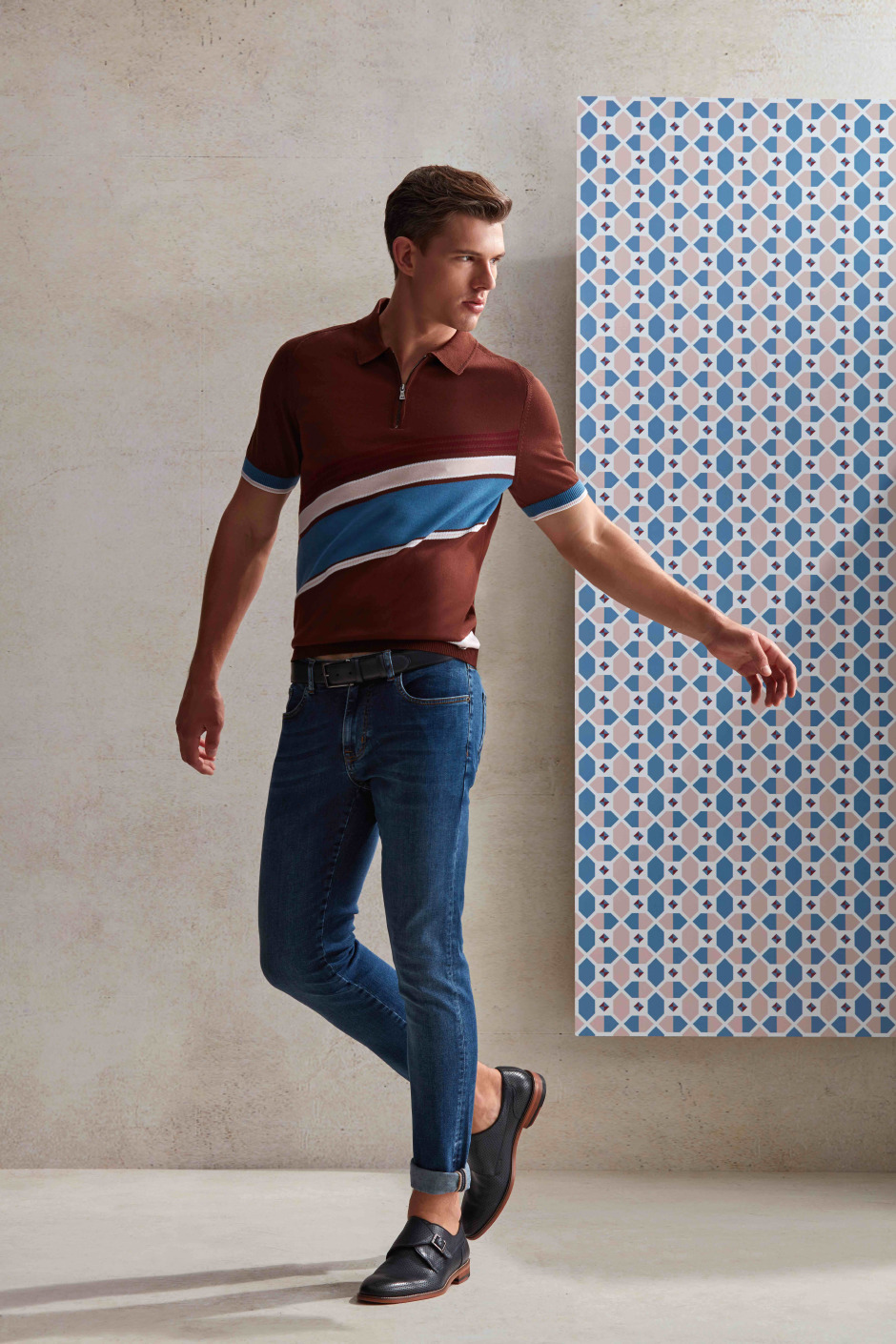 Hemington ile Marakeş'e Doğru Yola Çıkıyoruz Hemington ile Marakeş'e Doğru Yola Çıkıyoruz