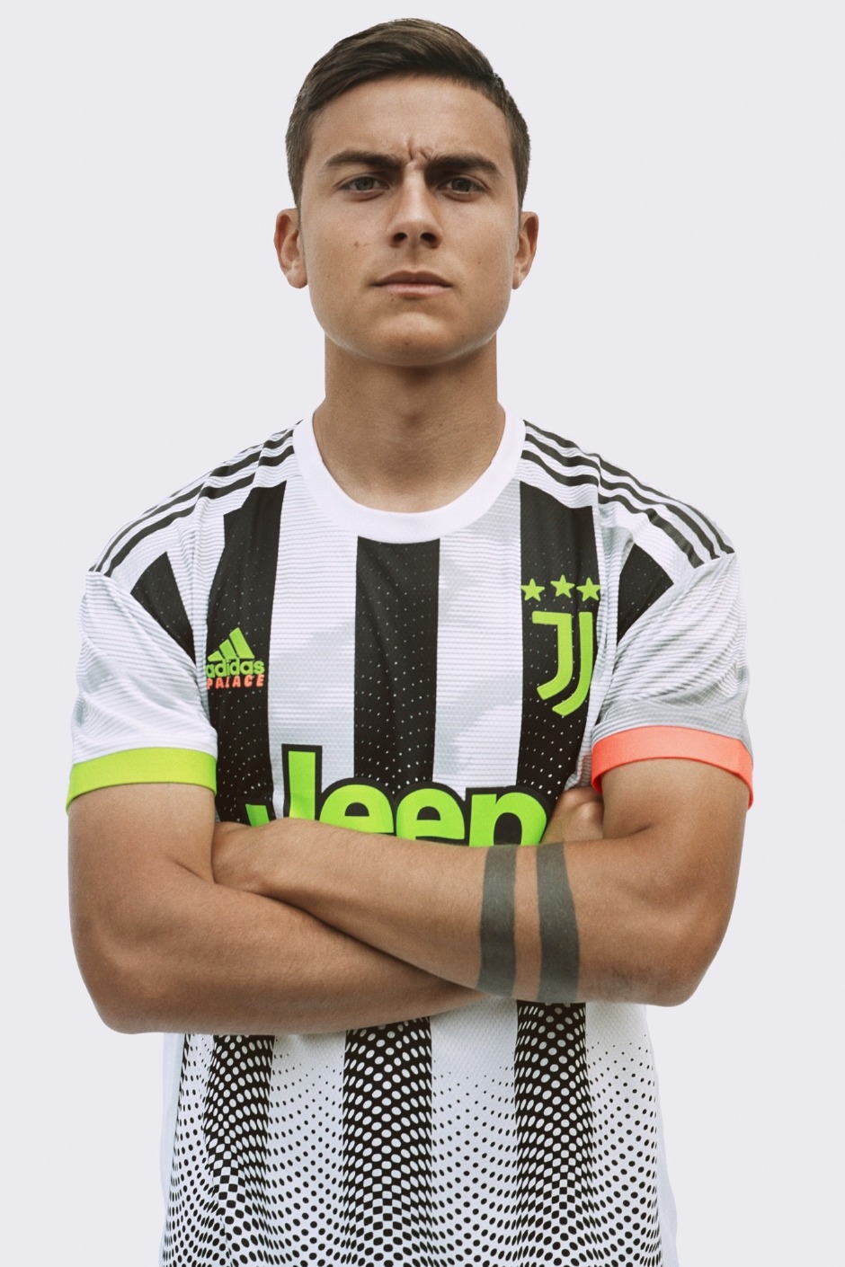 Juventus, adidas ve Palace Ortak Koleksiyonuna Göz Atın