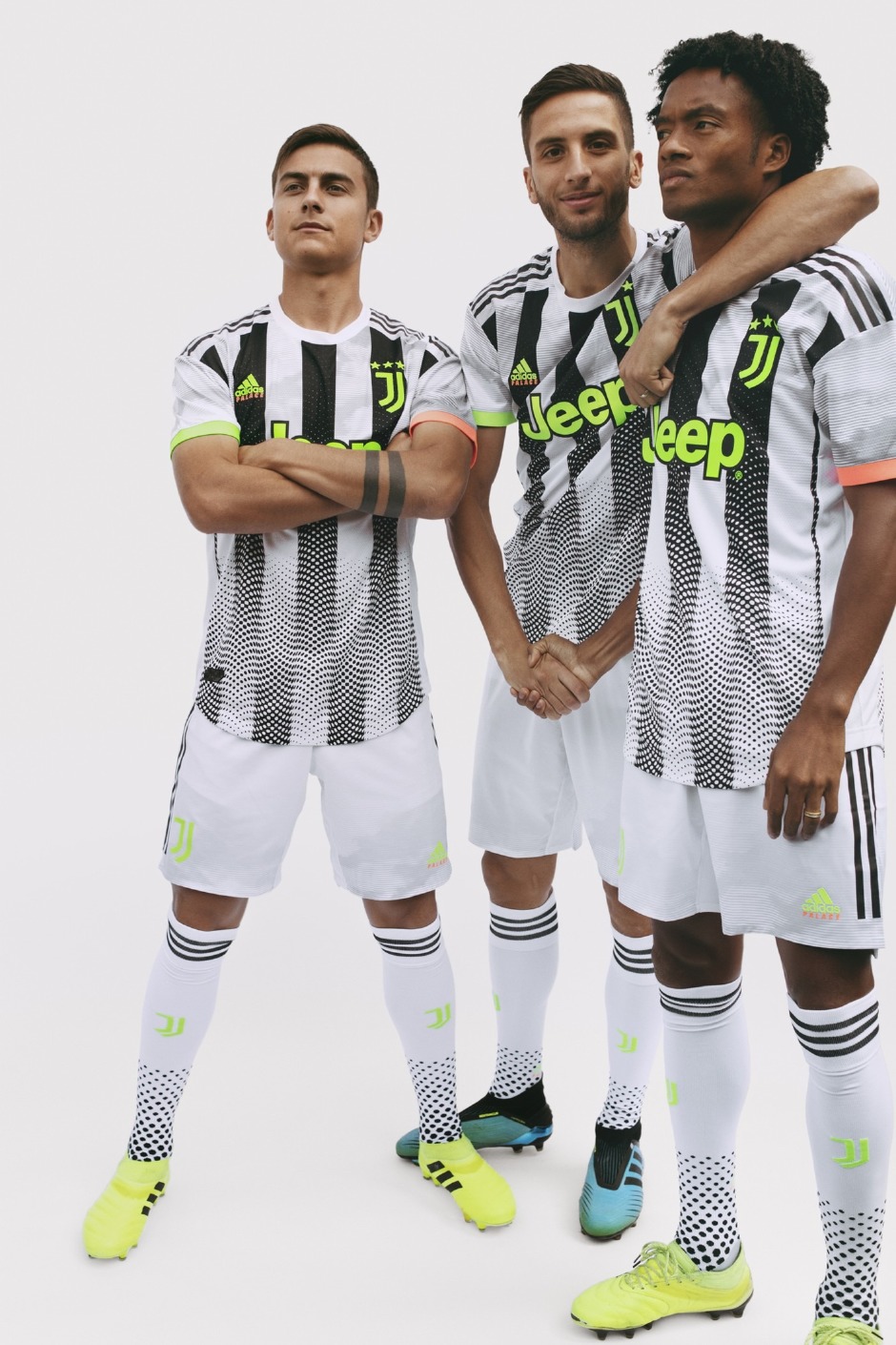 Juventus, adidas ve Palace Ortak Koleksiyonuna Göz Atın