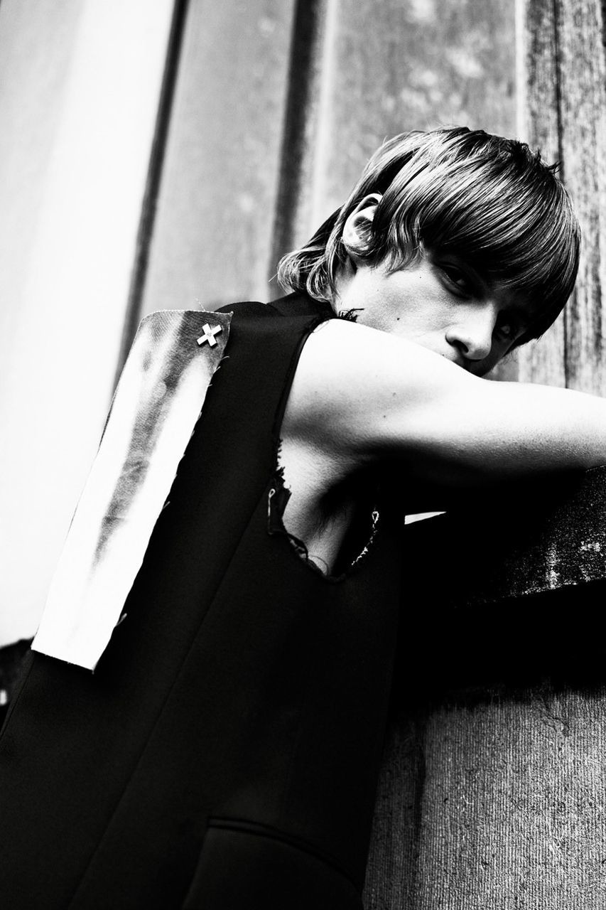 Raf Simons ve The xx Ortak Koleksiyonuna İlk Bakış