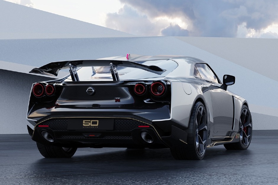 Nissan’ın Özel Tasarımlı GT-R50 Modeli ile Tanışın