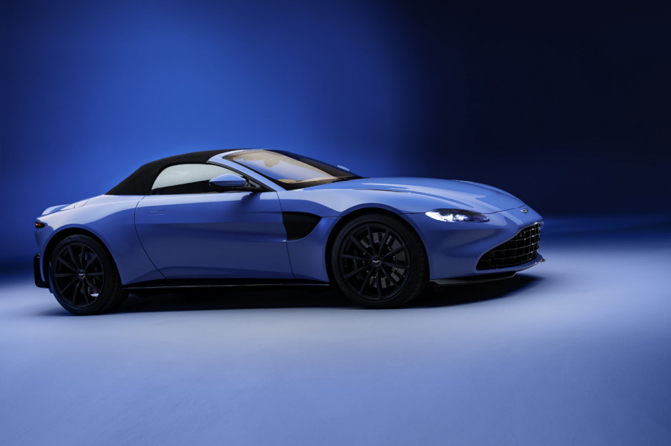 Aston Martin Yeni Vantage Roadster ile Karşımızda