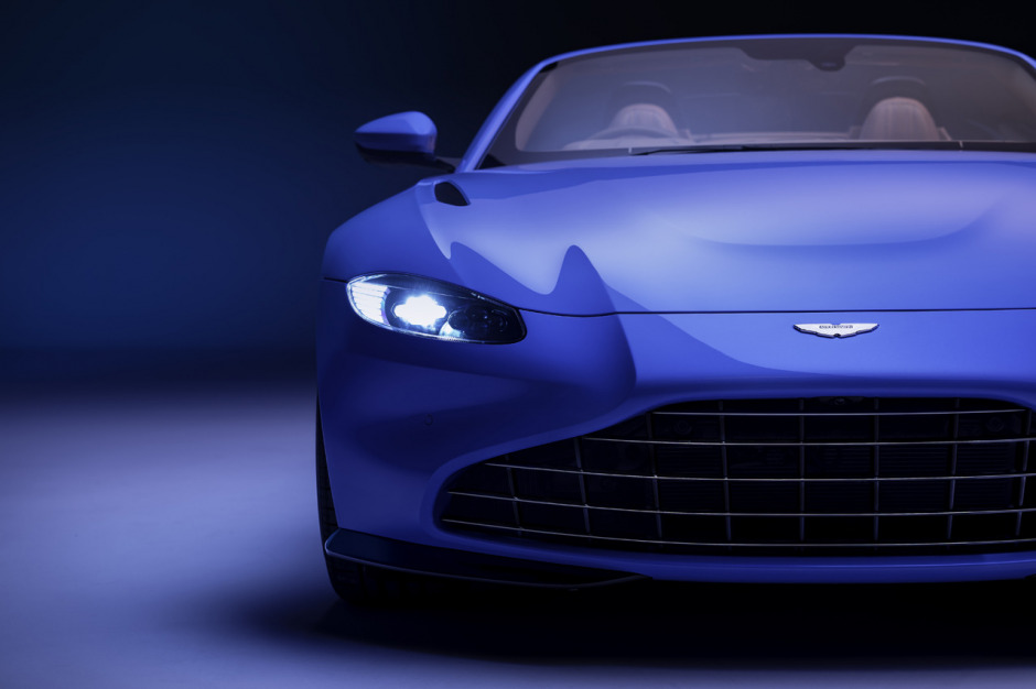 Aston Martin Yeni Vantage Roadster ile Karşımızda