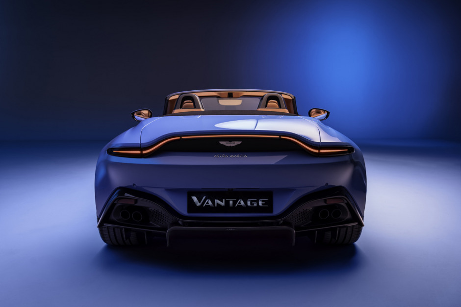 Aston Martin Yeni Vantage Roadster ile Karşımızda