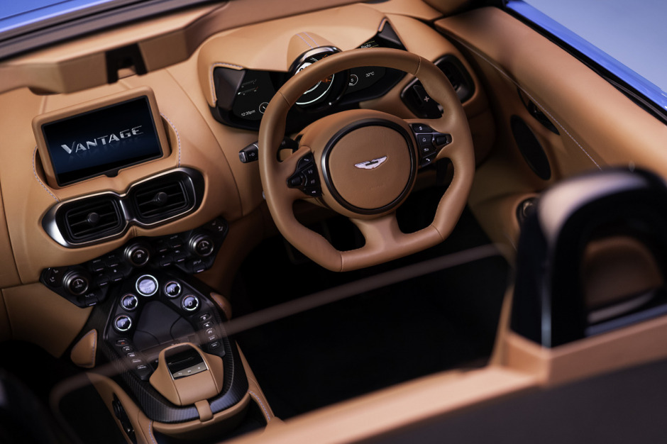 Aston Martin Yeni Vantage Roadster ile Karşımızda