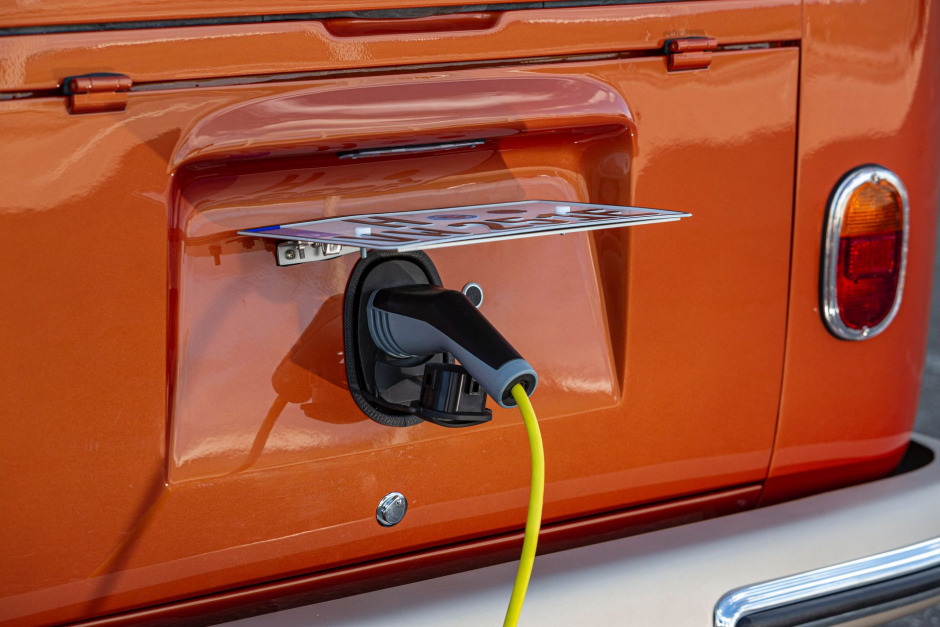 Volkswagen’ın Elektrikli Microbus’ü: T1 e-BULLI