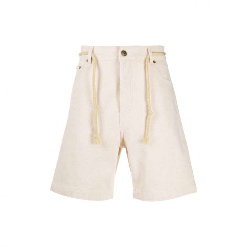 Stil Sahibi Erkeklerin Tercihi Tasarım Şortlar